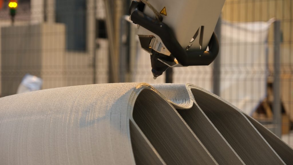 LFAM ile Geleneksel Üretim Yöntemleri Arasındaki Temel Farklar ve Avantajlar